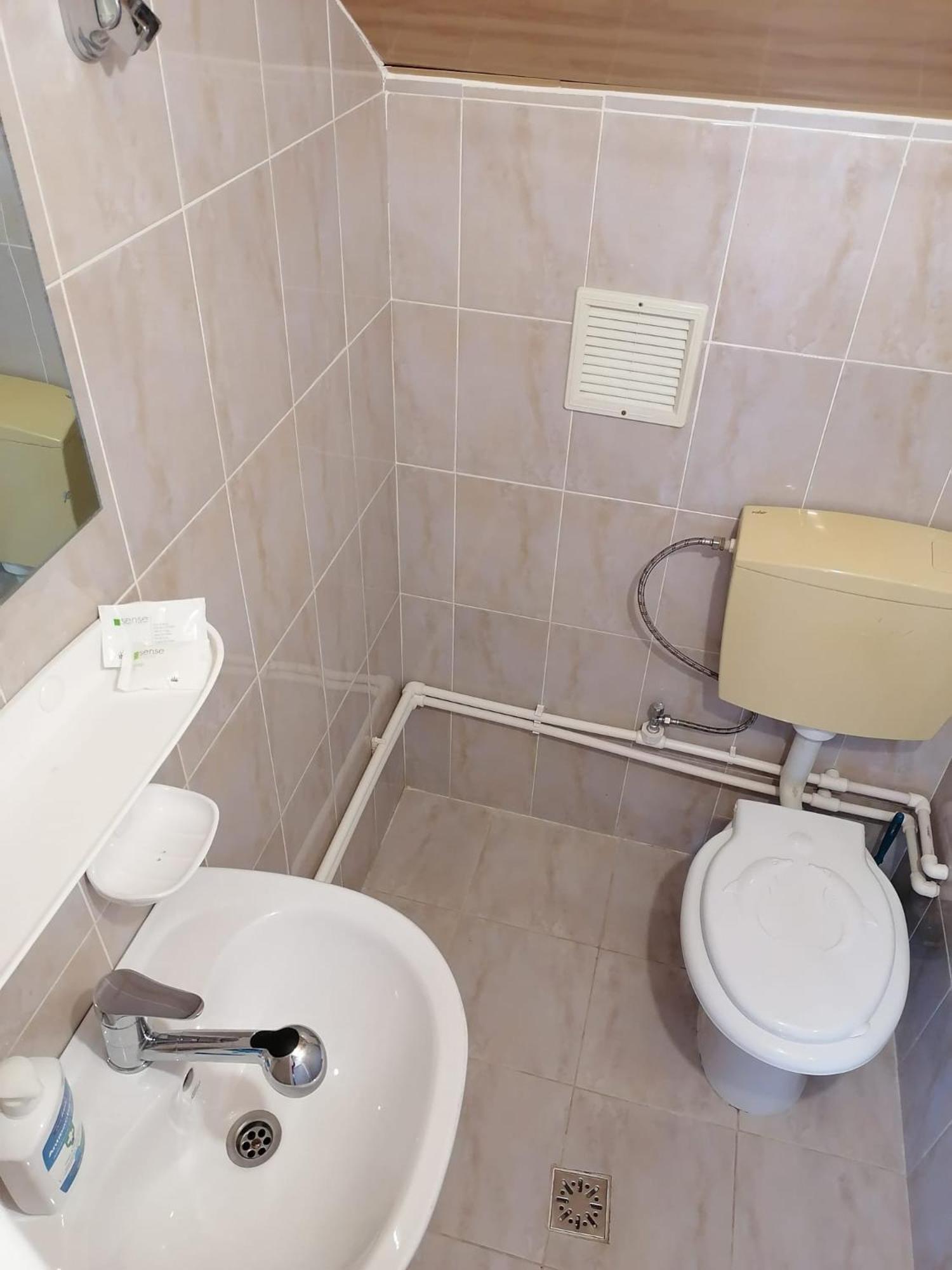 Bcm Family House Hotel Două Mai Buitenkant foto