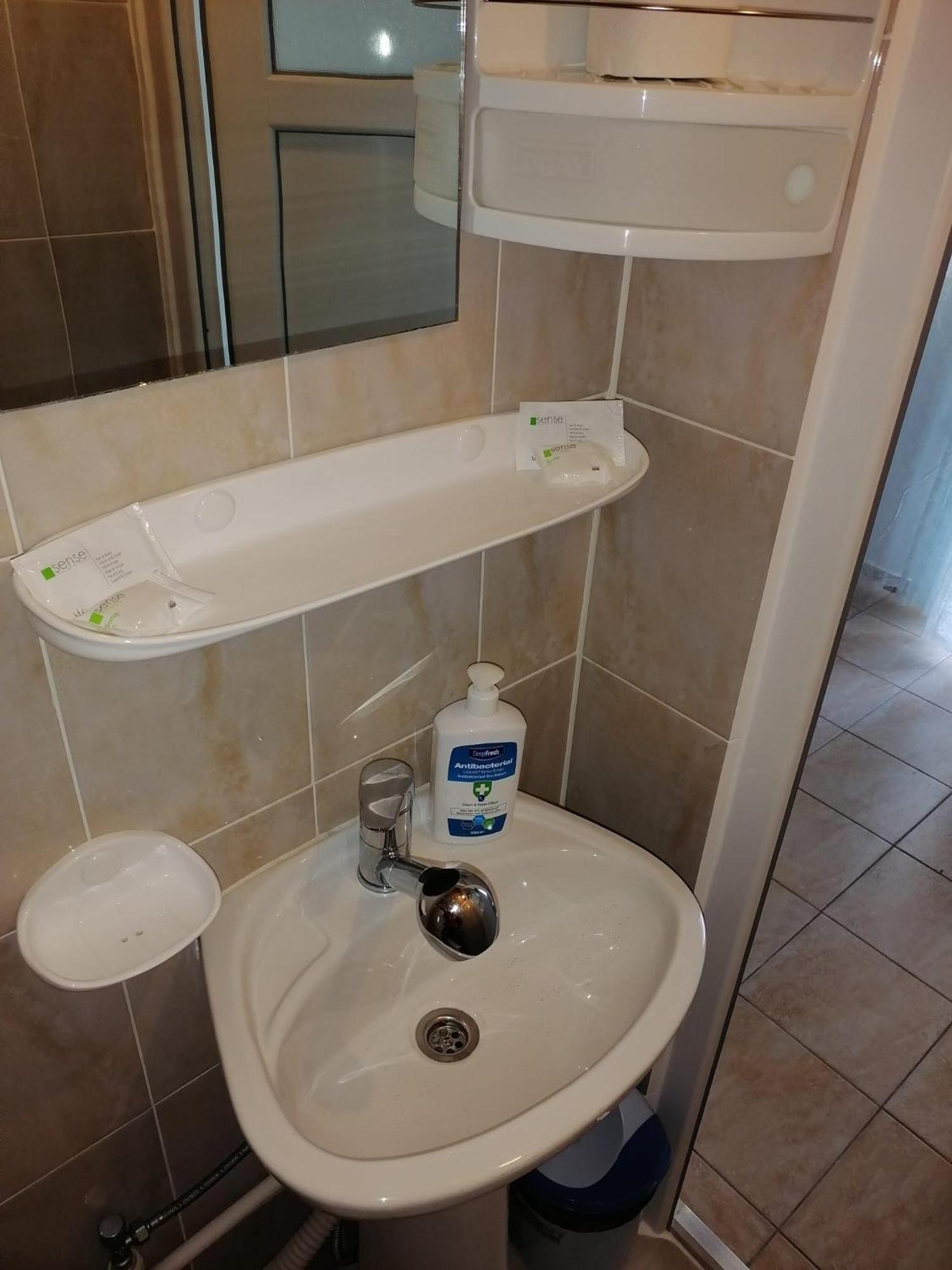 Bcm Family House Hotel Două Mai Buitenkant foto